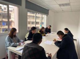 講黨風(fēng)，樹(shù)廉風(fēng)，強作風(fēng)