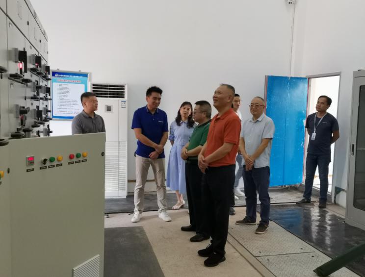 敘州區(qū)人大、政協(xié)領(lǐng)導(dǎo)到清源水務(wù)集團天泉供水公司調(diào)研