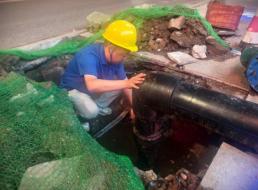 《榜樣在身邊》系列報道——彭敘軍、周玥 干一行 愛(ài)一行 鉆一行 用行動(dòng)踐行先鋒本色