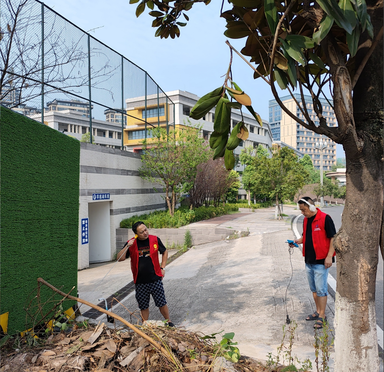 管網(wǎng)維護部協(xié)助宜賓市人民路小學(xué)（岷江校區）開(kāi)展探漏定點(diǎn)工作