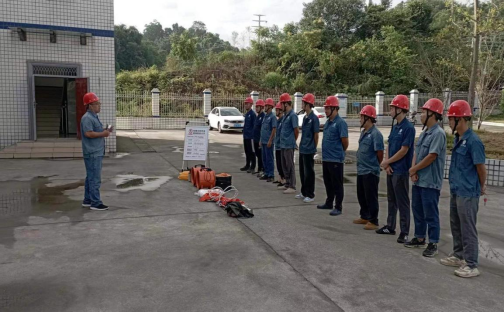 “以練促訓，以訓促安” 興文運營(yíng)項目部開(kāi)展有限空間作業(yè)應急演練